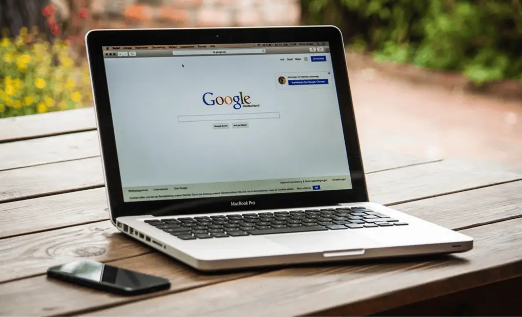 Boosting Your Site's Ranking on Google: A Data-Driven Approach 1 Boosting Your Site's Ranking on Google