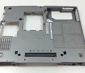 Original DELL LATITUDE D600 INSPIRON 600M SERIES BOTTOM BASE COVER LOWER CASING 03N303