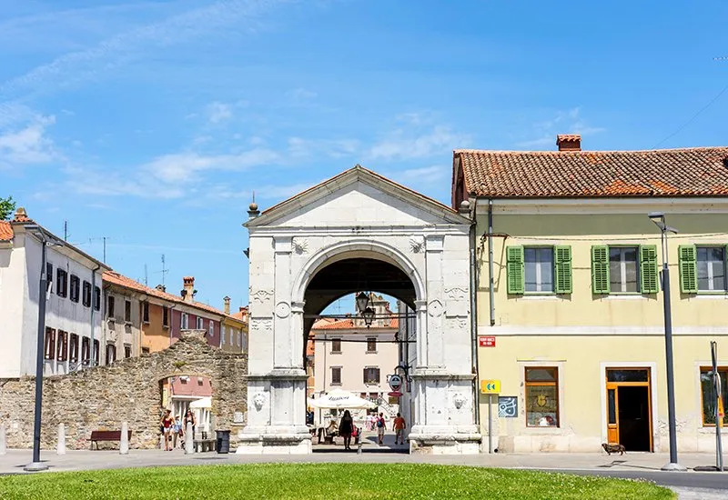 De Muda stadspoort van Koper in Slovenië