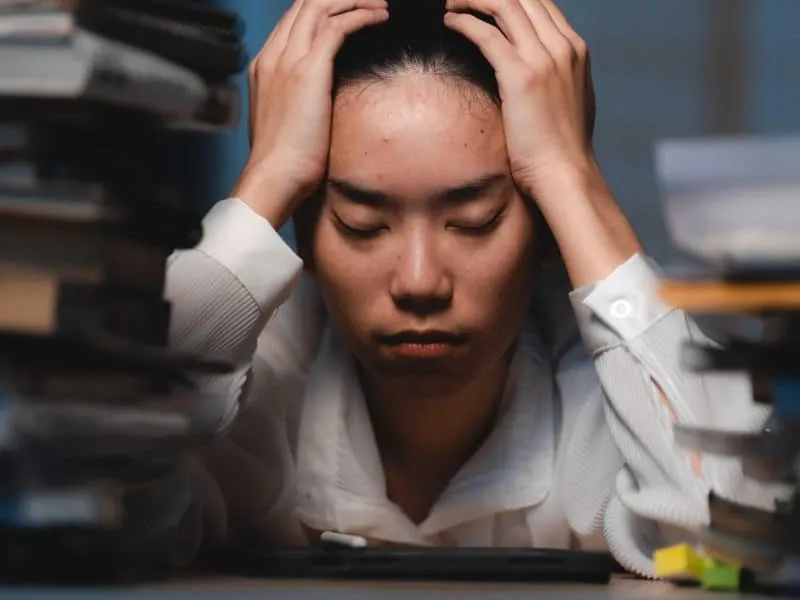 woman stressed on work