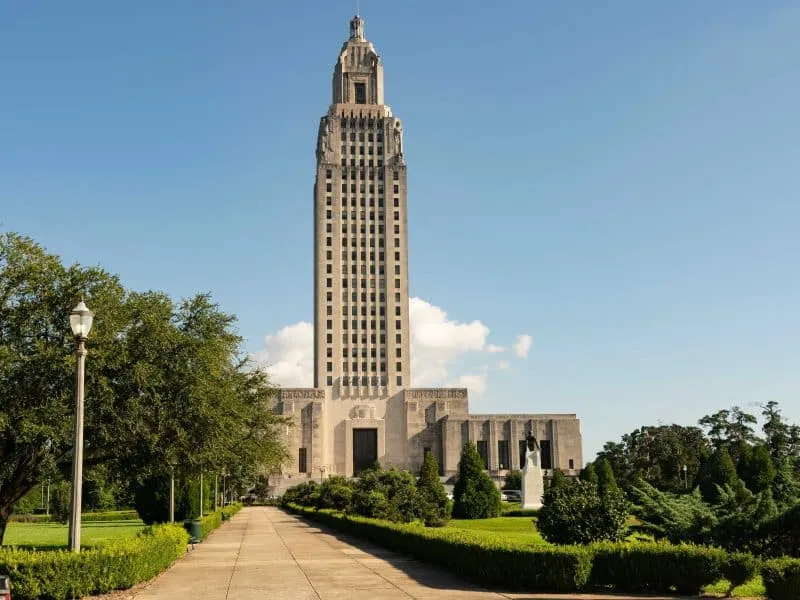 state capital building of baton rouge