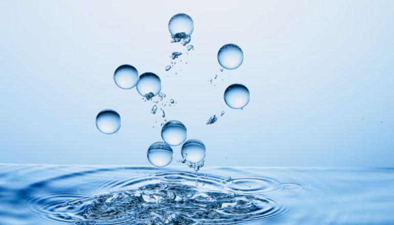 Avec StructWater, votre fontaine à osmose inverse devient dynamisante grâce à un savoir-faire 100 % français