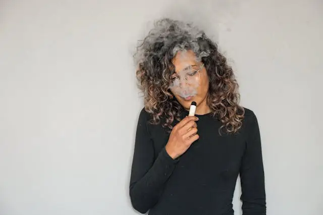 Cigarette électronique : Fumer en toute discrétion