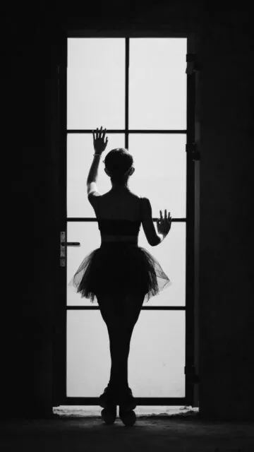 https://static.berqwp.com/www.ucofballet.com/mw1920-q80-webp/https://www.ucofballet.com/wp-content/uploads/2025/05/3-1-360x640.jpg