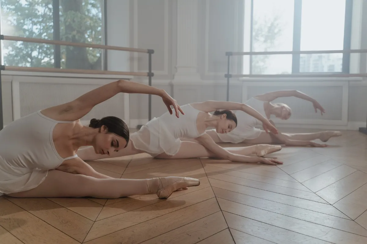 Universal academy of ballet3 https://static.berqwp.com/www.ucofballet.com/mw1920-q80-webp/https://www.ucofballet.com/wp-content/uploads/2025/05/Universal-academy-of-ballet3.jpg