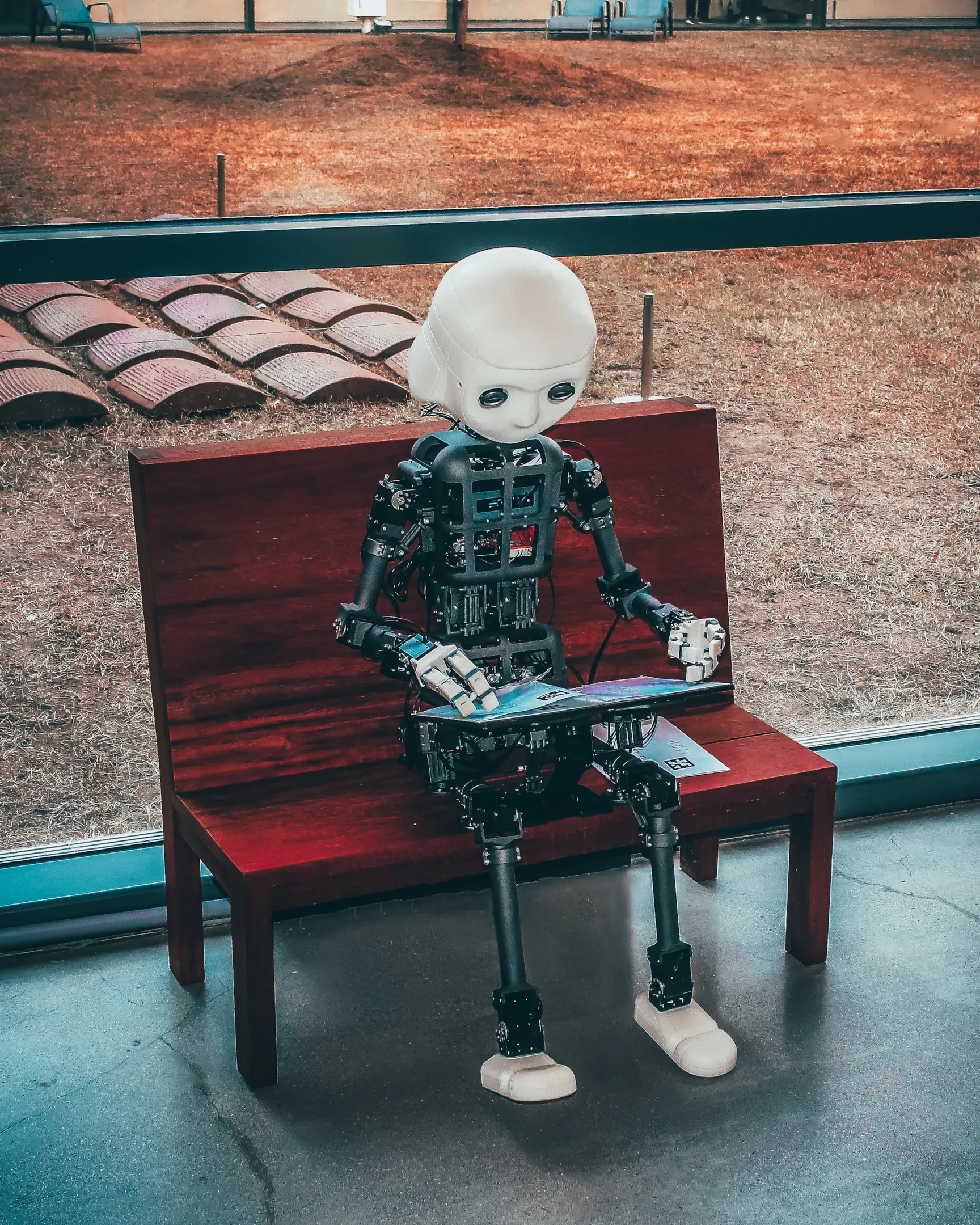 A robot using AI generated content to write a blog post