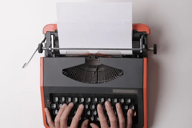 typewriter, mechanical, typing, write landing page copy that works
