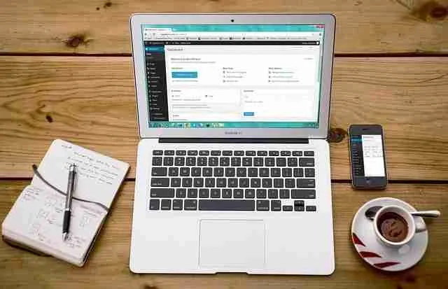 laptop, wordpress, wordpress design, website copy, blog post, website copywriter, social media posts, how to avoid writing poor web copy